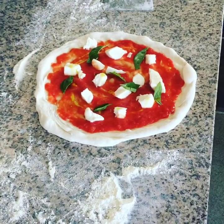 Pizza by Pietro