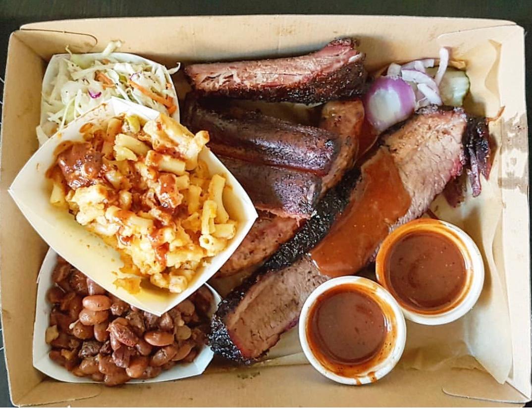 JR’s Smokehouse Barbecue