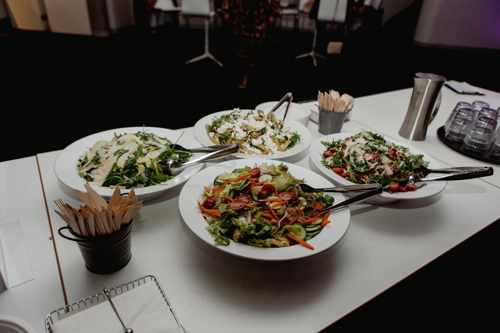 Cheesy Duz It Mobile Woodfire Pizza Catering