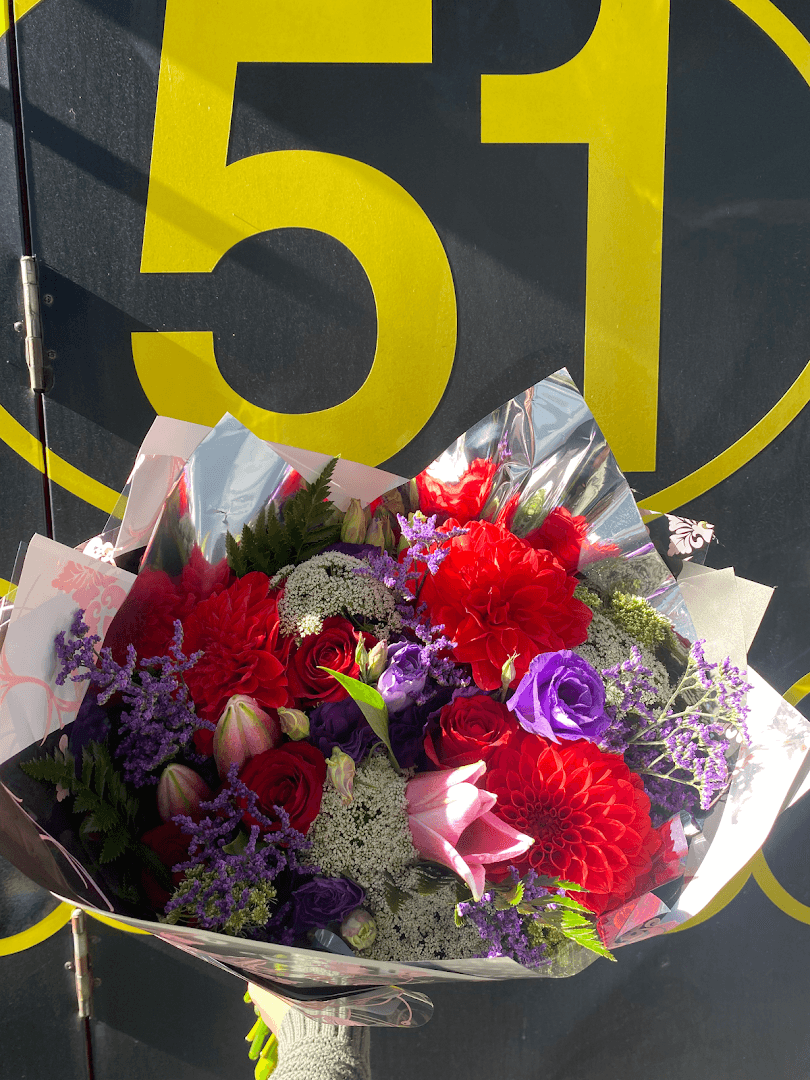 Bling51 Coffee & Flowers