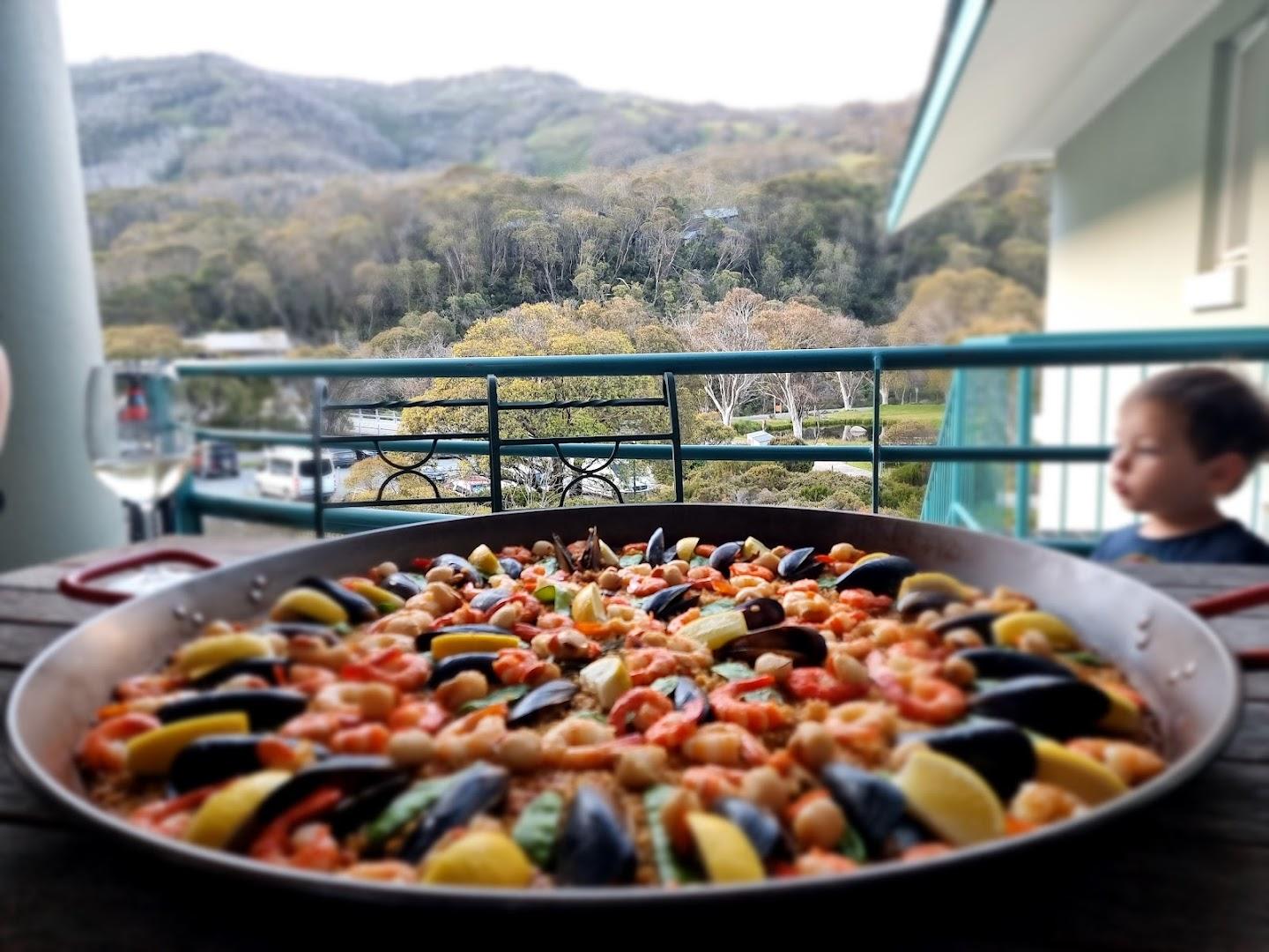 Maria's Paella Mobile Catering, Riverina and Murray Region NSW, Alpine Region Victoria & Canberra, ACT