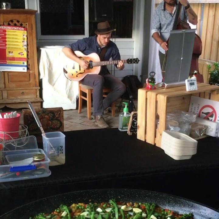 Paella Show catering