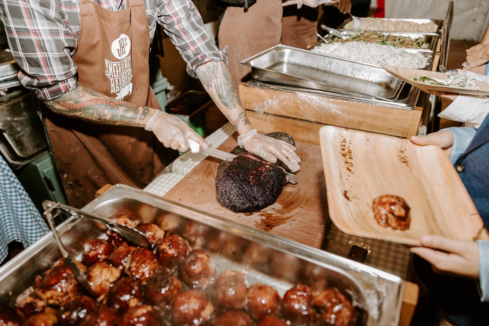 JR’s Smokehouse Barbecue